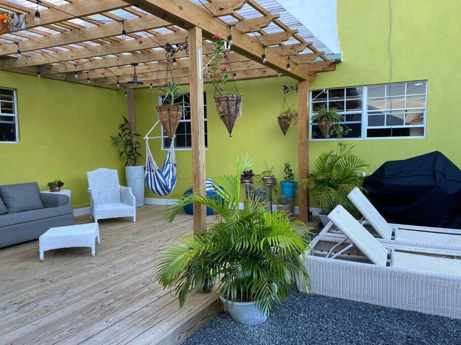 Arcadia Studio Apartment Augier المظهر الخارجي الصورة